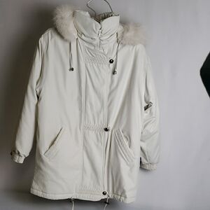Rothschild White Puffer Coat with Hood and Weather Resistant Fabric